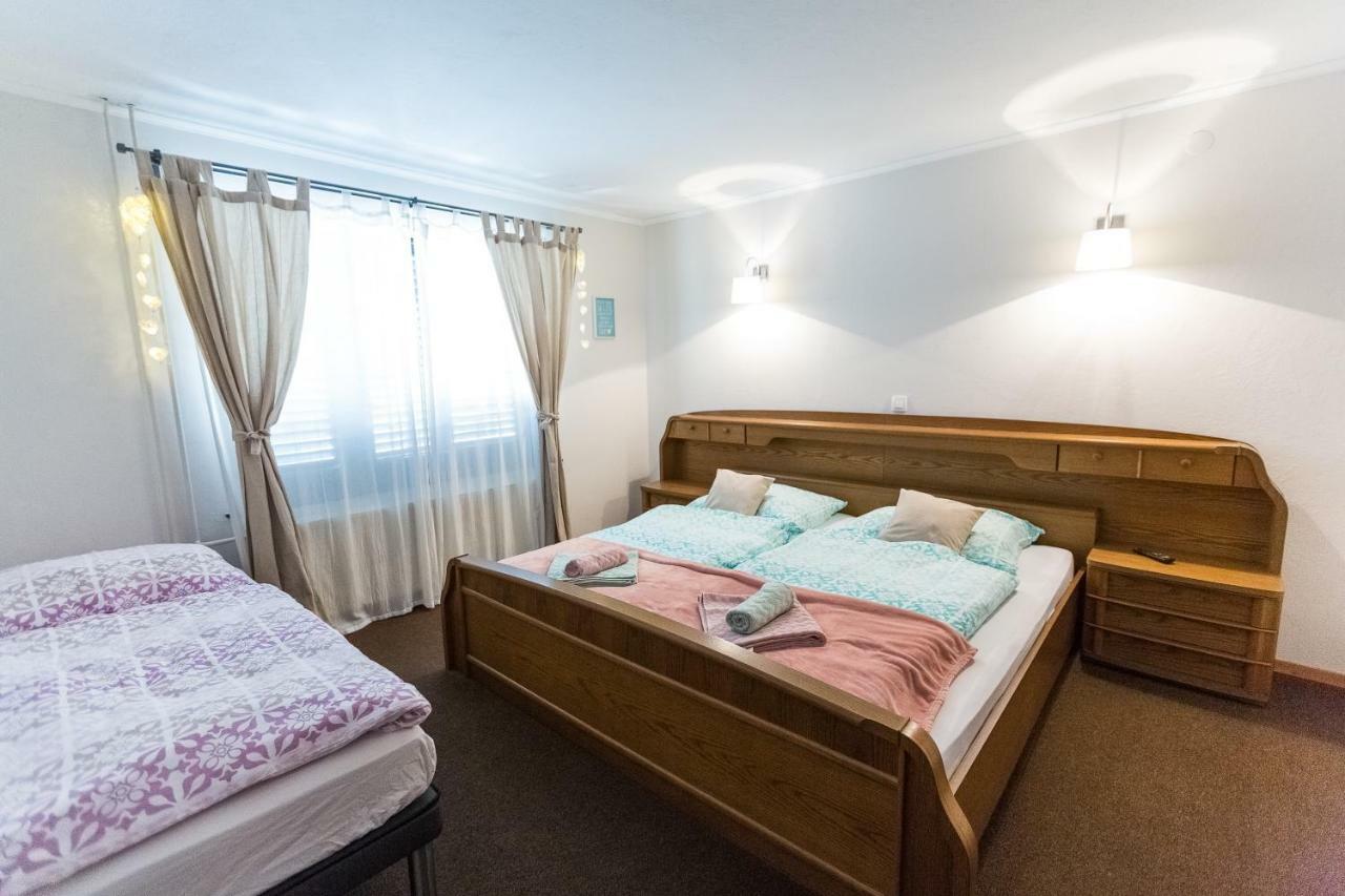 Rooms Malina Blejska Dobrava ภายนอก รูปภาพ