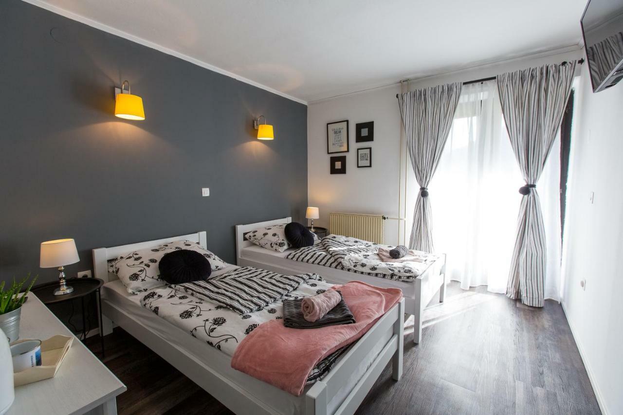 Rooms Malina Blejska Dobrava ภายนอก รูปภาพ